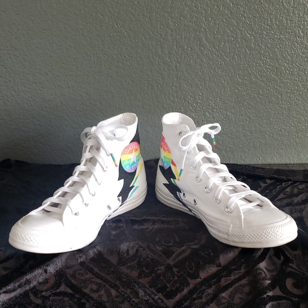 CONVERSE Love Wins Pride Anniversary Rainbow Glitter Lightning Bolt Hightops 8 - Picture 7 of 9